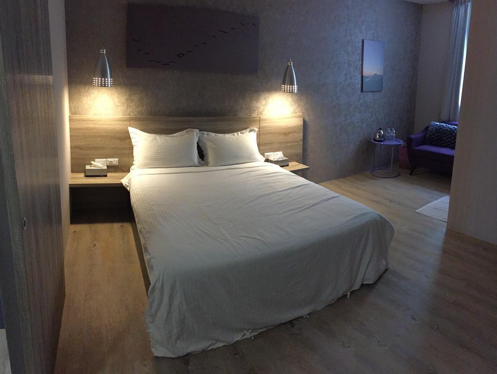 Cozy Cozy Hostel Tainan Luaran gambar