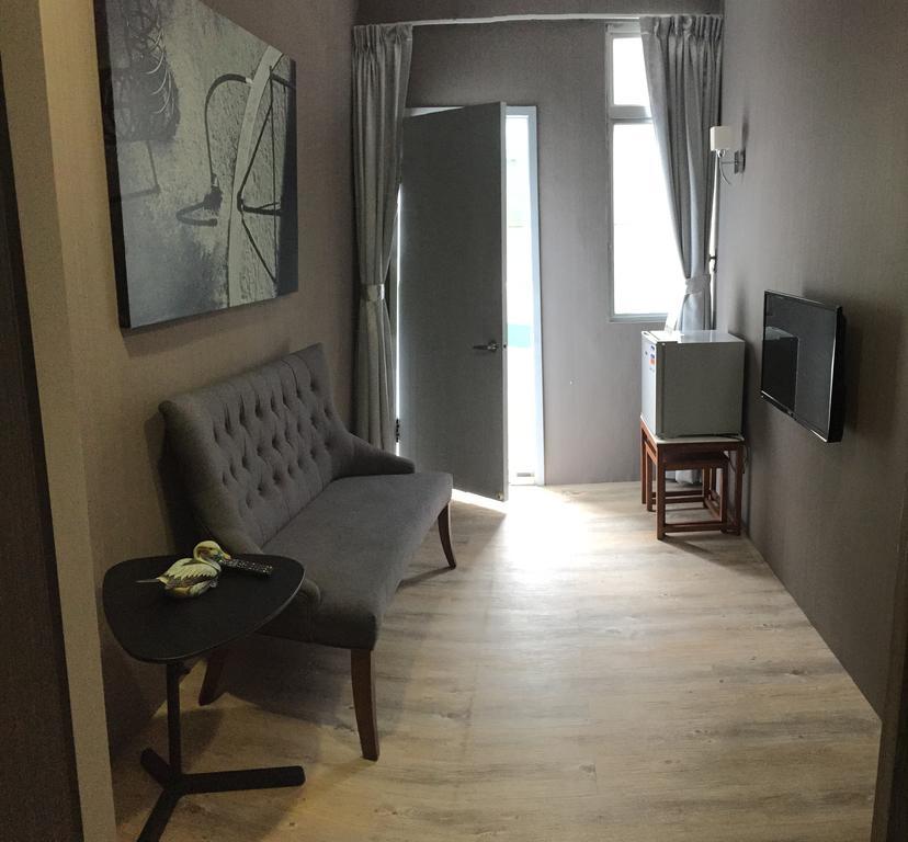 Cozy Cozy Hostel Tainan Luaran gambar