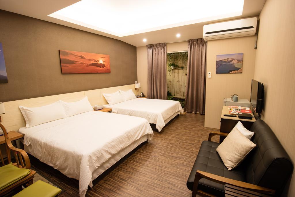 Cozy Cozy Hostel Tainan Luaran gambar