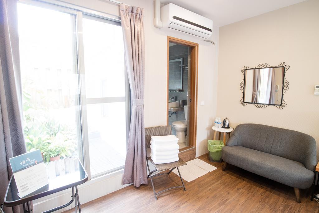 Cozy Cozy Hostel Tainan Luaran gambar